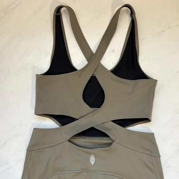 Free People Fp Movement Size Small Sage Green Cut Out Cross Back Jumpsuit Gym - Picture 5 of 7